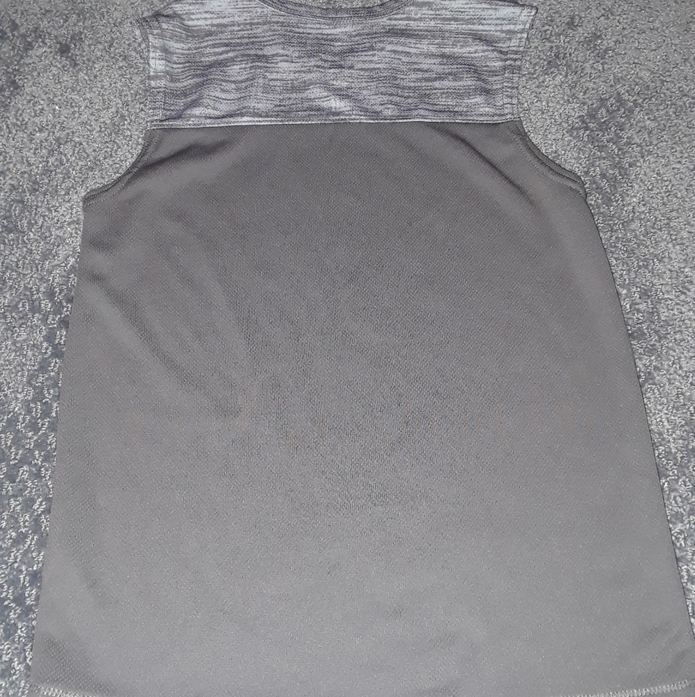 The Children's Place Boy's Sport Set Size 5/6